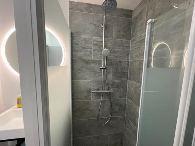 - Le Nuage - Unique, Espace Spa Privatif Et Jardin Avec Plancha Et Salon Privatif, Stationnement Public Gratuit Niort Ngoại thất bức ảnh