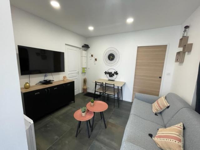 - Le Nuage - Unique, Espace Spa Privatif Et Jardin Avec Plancha Et Salon Privatif, Stationnement Public Gratuit Niort Ngoại thất bức ảnh